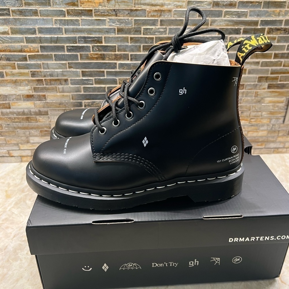 Dr. Martens x GOODHOOD 101 SMOOTH LEATHER ANKLE BOOTS - Picture 10 of 13
